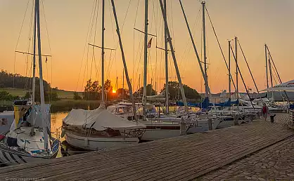 Sonnenuntergang am Hafen Seedorf