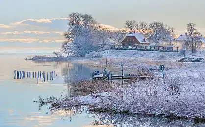 Wintermorgen in Neukamp am Greifswalder Bodden