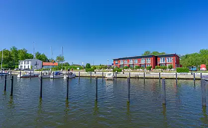 Hafen Puddemin an der Südküste Rügens