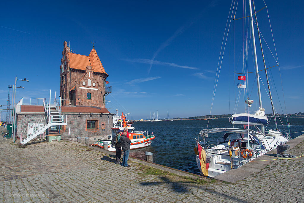 Lotsenhaus auf der Hafeninsel Stralsund