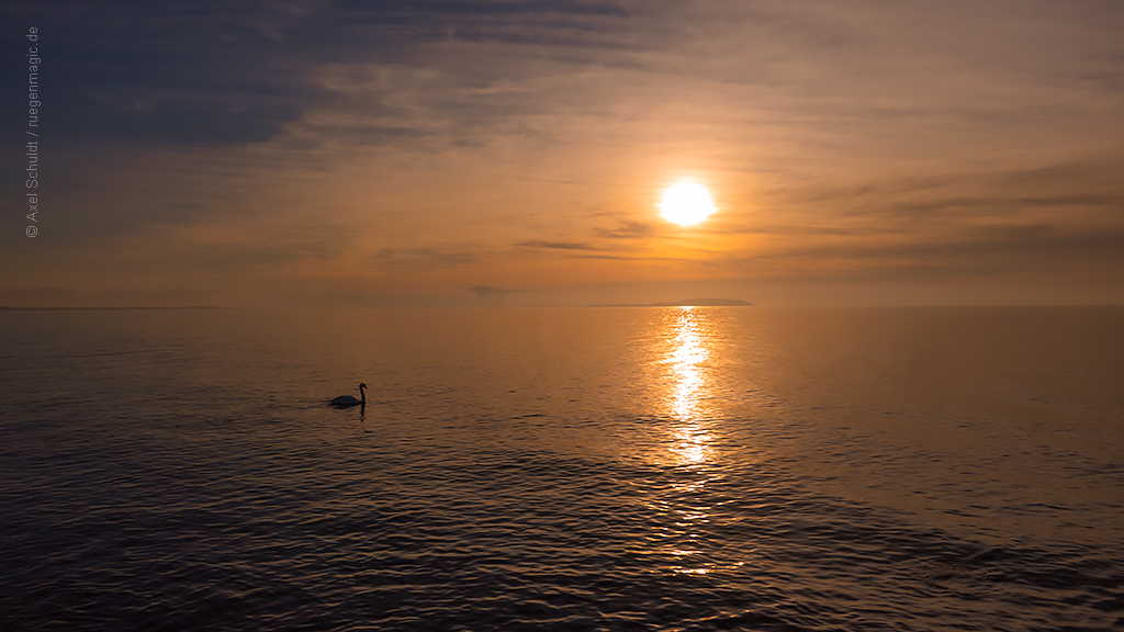 Abendsonne über der Insel Hiddensee