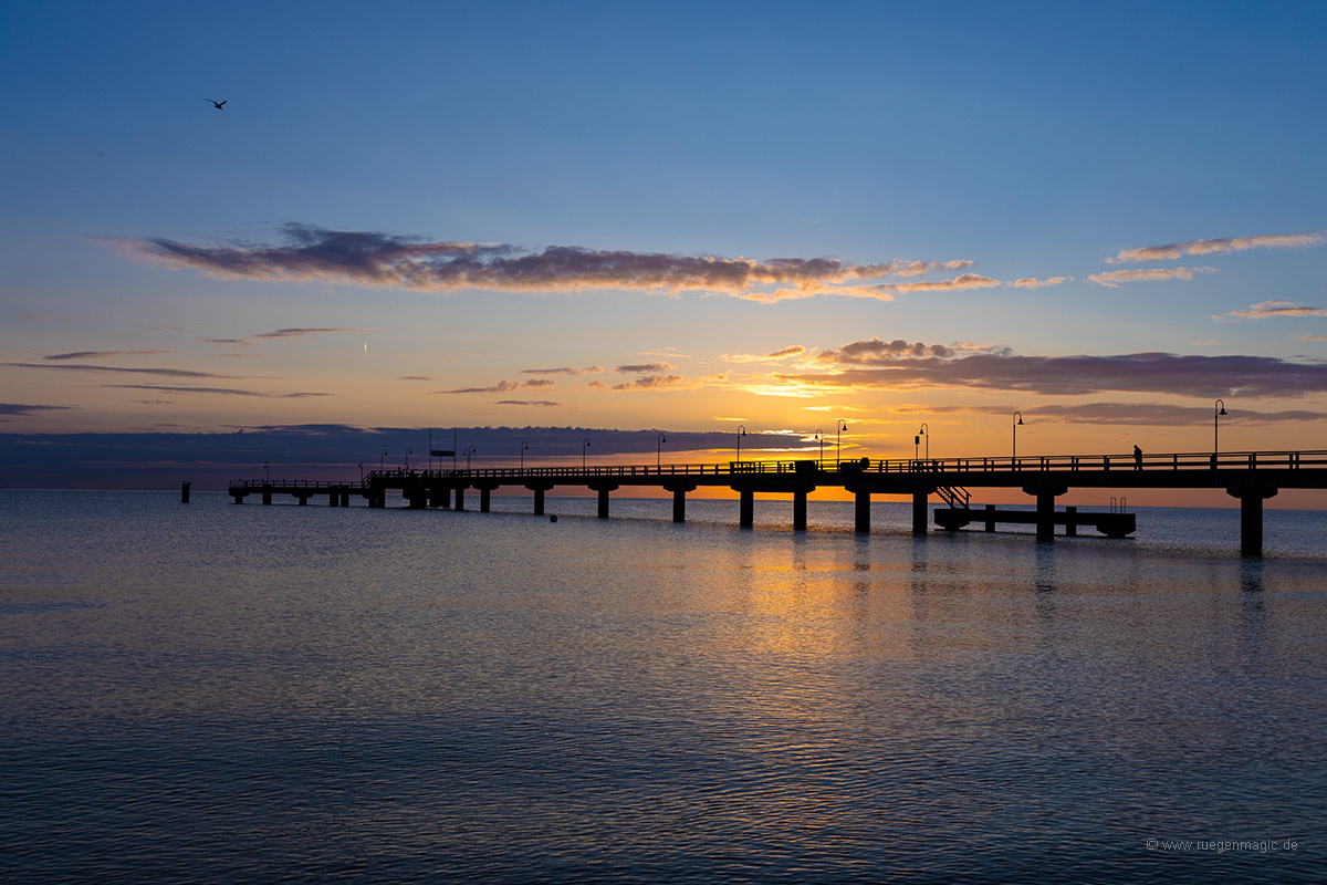 Sonnenaufgang im August an der Göhrener Seebrücke